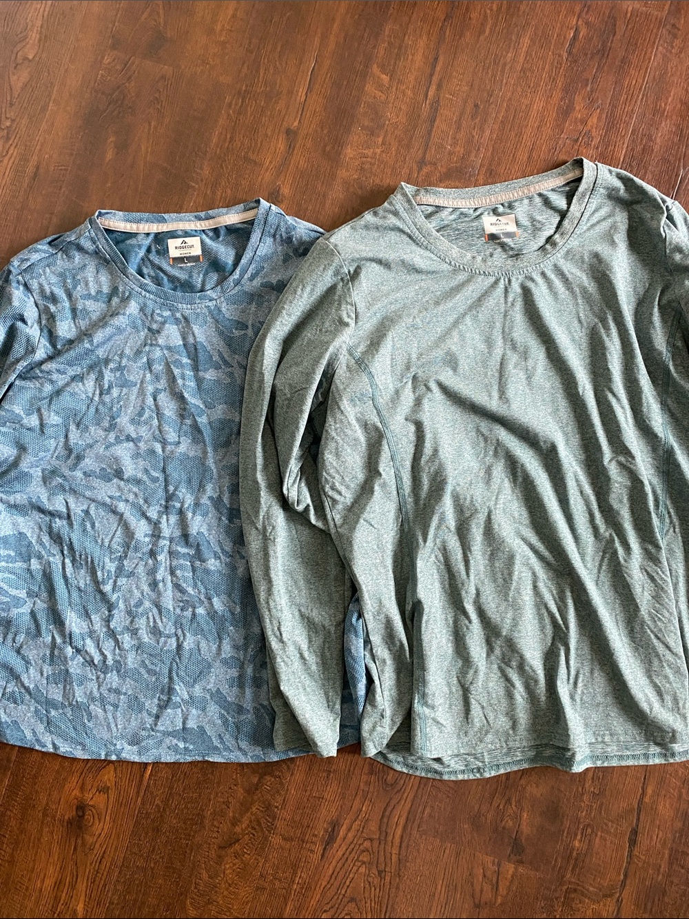(2) NWOT RIDGECUT Toughwear Blue Camo & Teal Long Sleeve Women’s Sz Large